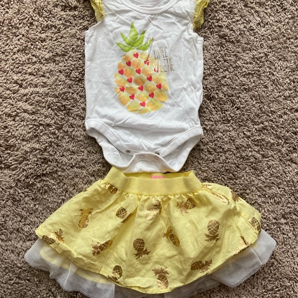 made with love by PLACE Yellow 2 Piece I’m a Little Sweetie Pineapple Set - Picture 2 of 4